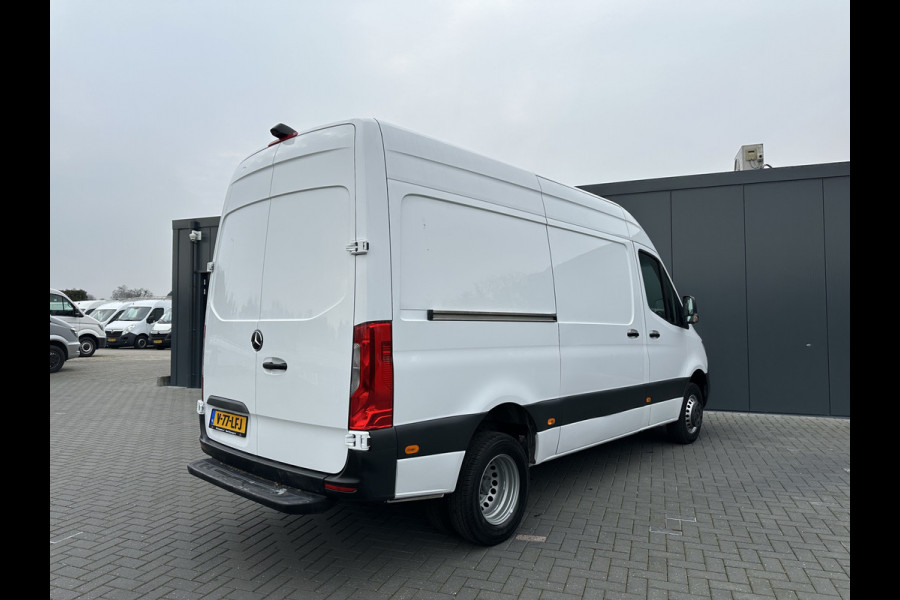 Mercedes-Benz Sprinter 516 CDI 164 PK AUTOMAAT / L2H2 / 3.500 KG AHG / DUBBEL LUCHT