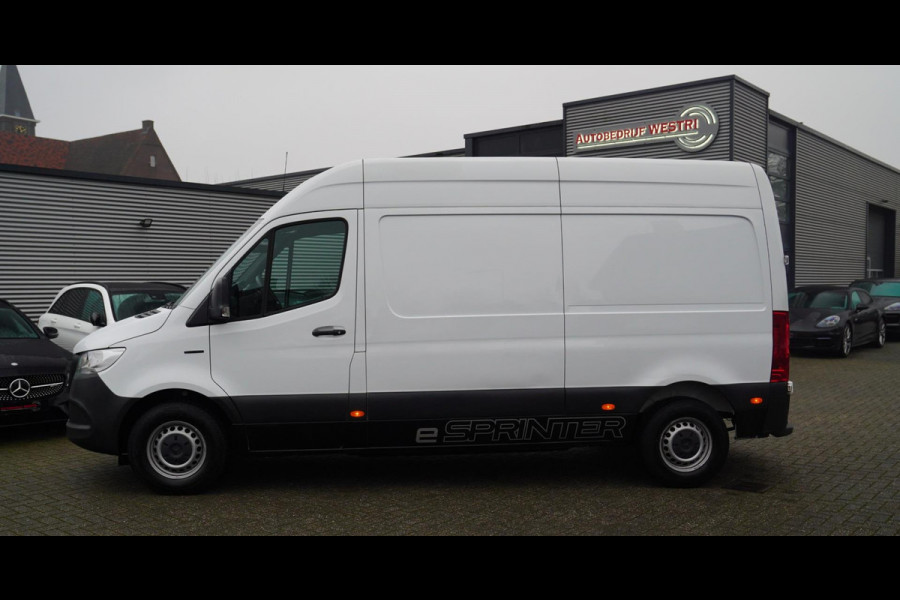 Mercedes-Benz eSprinter ESprinter L2H2 41 kWh | Schuifdeur | 3 pers | Stoelverwarming | Climatronic | CAMERA | NAP | excl btw