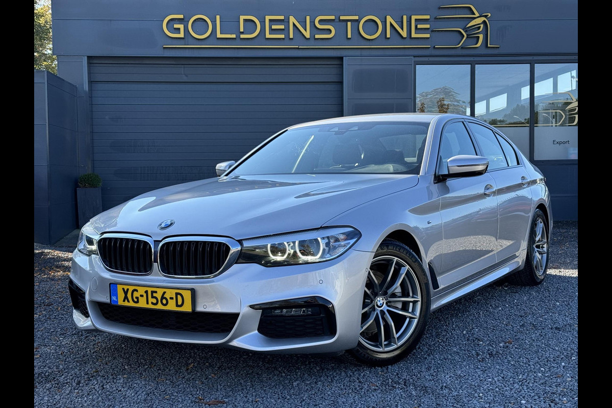 BMW 5 Serie 520i High Executive M-Pakket Alcantara,Navi,Camera,Cruise,Clima,2e Eigenaar,N.A.P,BTW Auto,184pk,Nieuwe Apk bij Aflevering