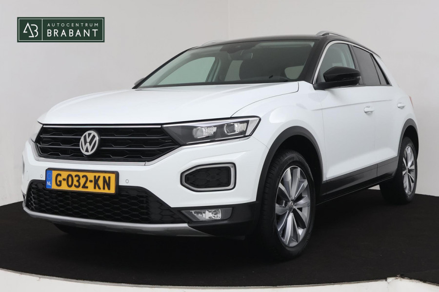 Volkswagen T-Roc 1.5 TSI Sport Business R Automaat (NAVIGATIE, CAMERA, CARPLAY, PDC, STOELVERWARMING, GOED ONDERHOUDEN)