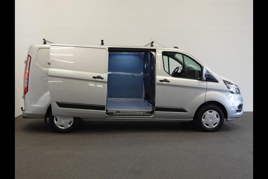 Ford Transit Custom 131pk L2H1 Trend Trekhaak Airco Cruise control Parkeersensoren Dakdragers 3-Zits Euro6