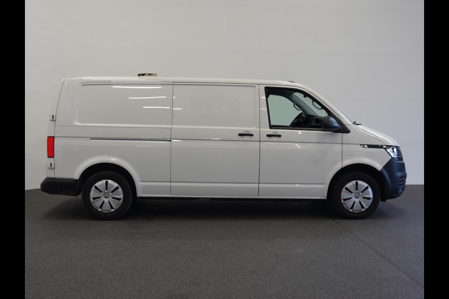 Volkswagen Transporter 110pk L2H1 Executive 2x Schuifdeur Navigatie Cruisecontrol Airco