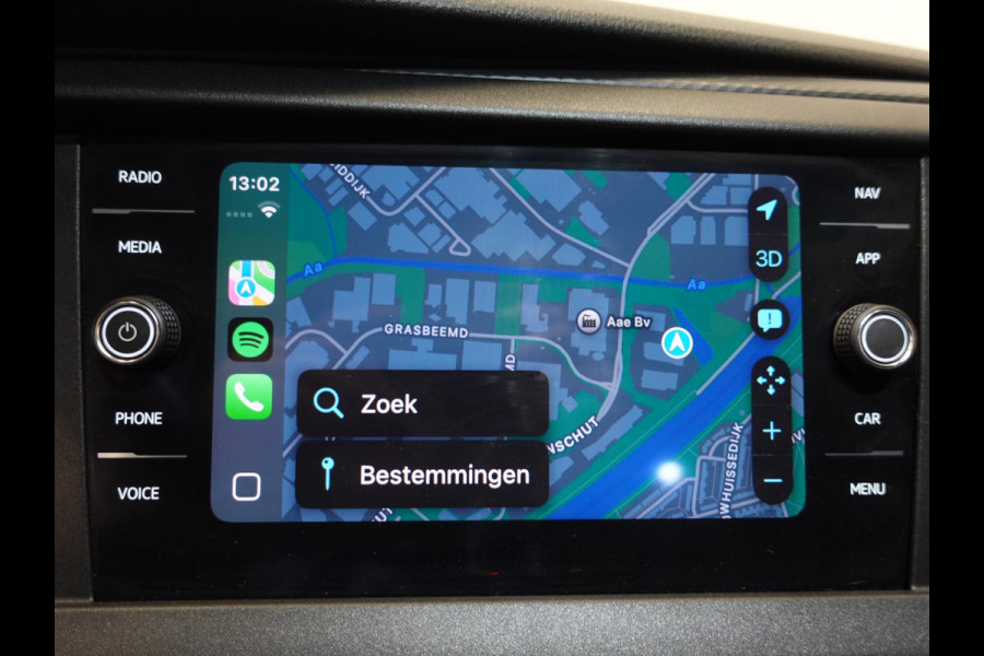 Volkswagen Transporter 6.1 L2H1 Comfortline Airco Navigatie Carplay Cruise Control