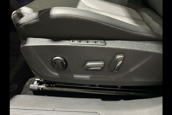 Škoda Enyaq Coupé 60 Sportline | LED | Glazen dak  | Lichtmetalen Velgen 20 inch | NIEUW!  Vanuit voorraad leverbaar SoH (batterijcheck) 100 % score!