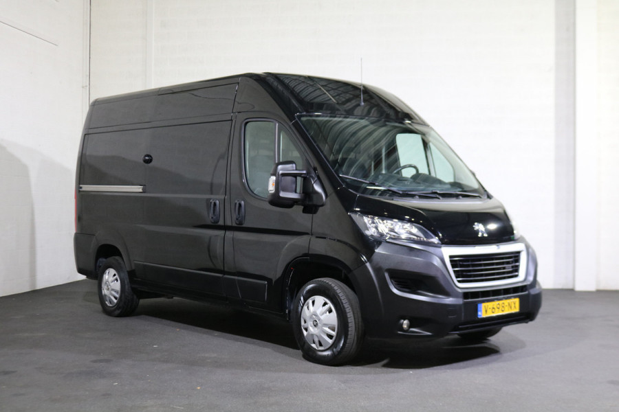 Peugeot Boxer 2.0 BlueHDI 130pk L2 H2 Airco Navigatie Camera Trekhaak