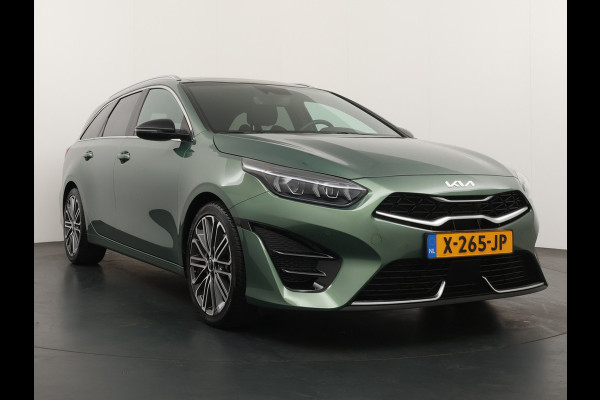 Kia Ceed Sportswagon 1.5 T-GDi GT-PlusLine - Navigatie - Stoel/Stuur Verwarming - LED Koplampen - Adaptief Cruise Control - Schuif/Kanteldak - Fabrieksgarantie Tot 2030