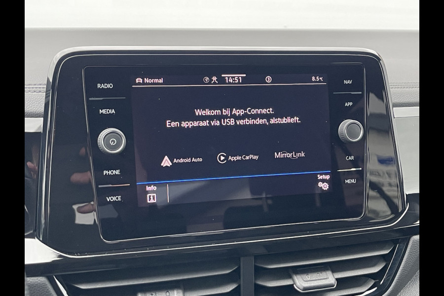 Volkswagen T-Roc 1.5 TSI R-Line Business | CarPlay | Camera | IQ LIGHT | ACC | DAB+ | 18 inch