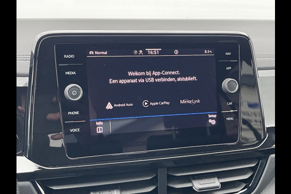 Volkswagen T-Roc 1.5 TSI R-Line Business | CarPlay | Camera | IQ LIGHT | ACC | DAB+ | 18 inch