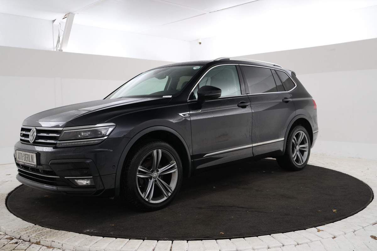 Volkswagen Tiguan Allspace 2.0 TDI Highline Business R 7 Persoons, Virtual, Panorama, Climate,