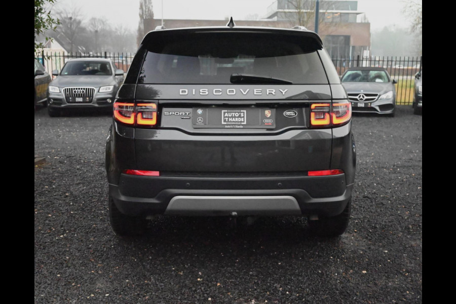 Land Rover Discovery Sport P300e 1.5 HSE Hybrid 309 PK AWD 1e Eig Trekhaak 360 Camera Leder LED 18''