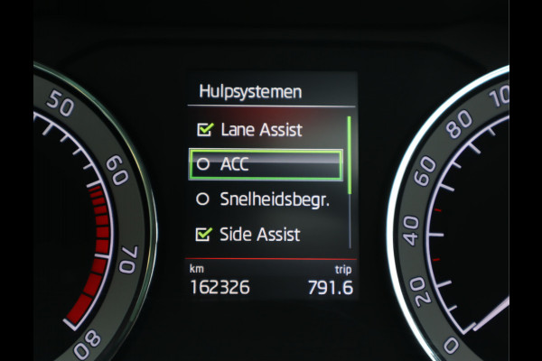 Škoda Superb Combi 1.5 TSI ACT Sportline / Panoramadak