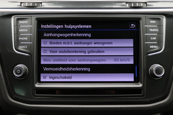 Volkswagen Tiguan 2.0 TSI DSG 4Motion Highline Virtual Cockpit, Head-Up, ACC, Apple Carplay, LED, DAB, Trekhaak, 20''