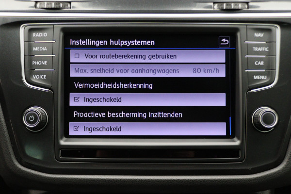 Volkswagen Tiguan 2.0 TSI DSG 4Motion Highline Virtual Cockpit, Head-Up, ACC, Apple Carplay, LED, DAB, Trekhaak, 20''