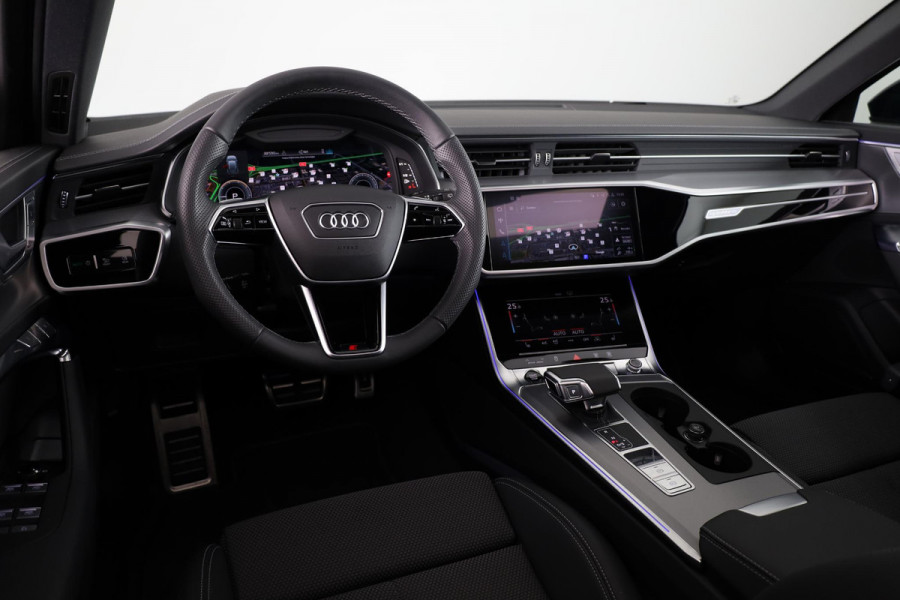 Audi A6 Avant 50 TFSI e quattro S edition 299pk Plug in Hybrid | Panoramadak | 20 inch Lichtmetalen velgen | Parkeercamera | B&O Premium Sound