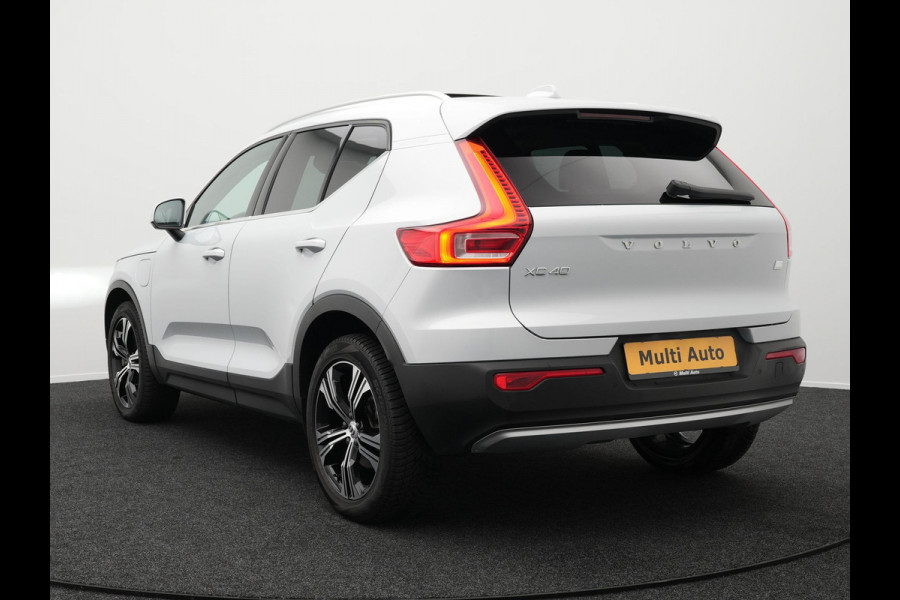 Volvo XC40 T4 Recharge Inscription Plug In Hybrid PHEV | Panodak | Pilot Assist | Lederen Sportstoelen | Harman Kardon | Adaptive Cruise | Camera | Stoelverwarming | Carplay | 19"L.M |