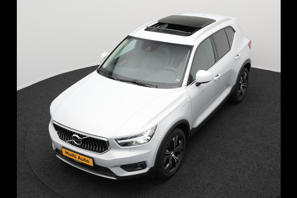 Volvo XC40 T4 Recharge Inscription Plug In Hybrid PHEV | Panodak | Pilot Assist | Lederen Sportstoelen | Harman Kardon | Adaptive Cruise | Camera | Stoelverwarming | Carplay | 19"L.M |