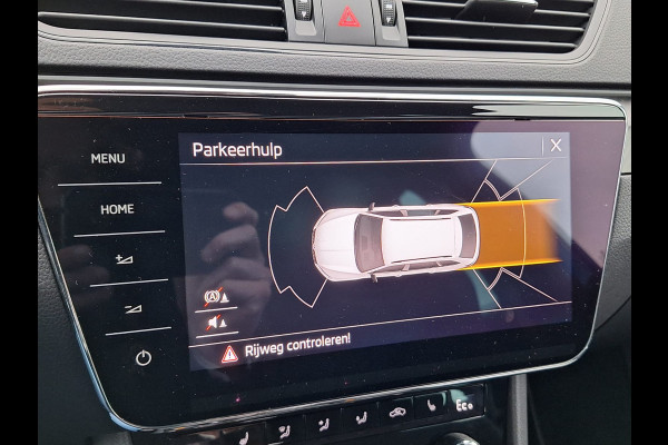 Škoda Superb Combi 1.4 TSI iV Sportline Business Plug In Hybrid PHEV | Carplay | Trekhaak af Fabriek  | Adaptive Cruise | Alcantara Sportstoelen Memory | Chrystal LED  | 19 "L.M | Stuur/Stoel Verwarming |