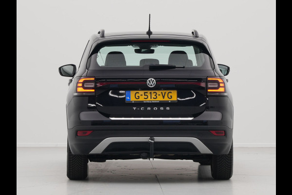 Volkswagen T-Cross 1.0 TSI 95pk Life Navigatie Trekhaak Pdc Airco Carplay Side assist 235