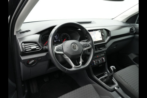 Volkswagen T-Cross 1.0 TSI 95pk Life Navigatie Trekhaak Pdc Airco Carplay Side assist 235