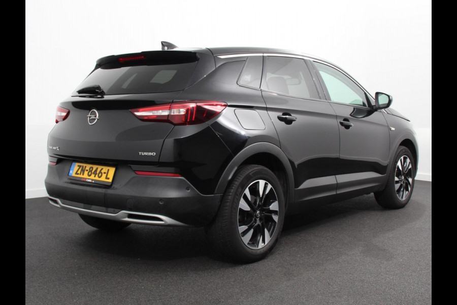 Opel Grandland X 1.2 Turbo Automaat Innovation | Leder | Memory seats | Stoel ventilatie en verwarming | Navigatie | Climate Control | Camera | Parkeer sensoren |