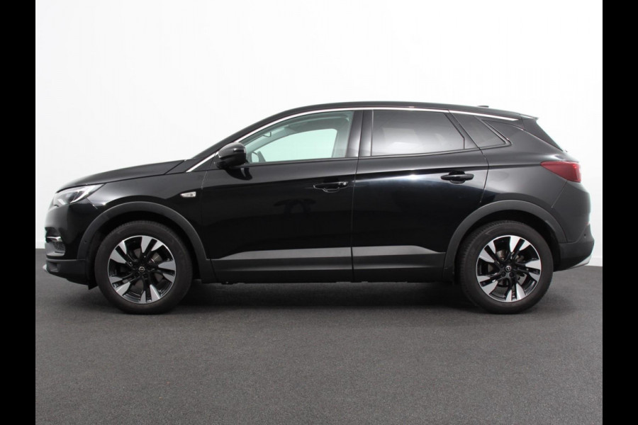 Opel Grandland X 1.2 Turbo Automaat Innovation | Leder | Memory seats | Stoel ventilatie en verwarming | Navigatie | Climate Control | Camera | Parkeer sensoren |