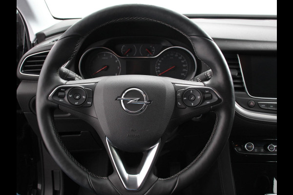 Opel Grandland X 1.2 Turbo Automaat Innovation | Leder | Memory seats | Stoel ventilatie en verwarming | Navigatie | Climate Control | Camera | Parkeer sensoren |