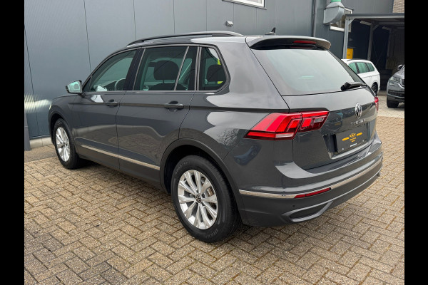 Volkswagen Tiguan 1.5 TSI * Facelift * Ergo stoel * Automaat * Apple car play * Stoelverw *