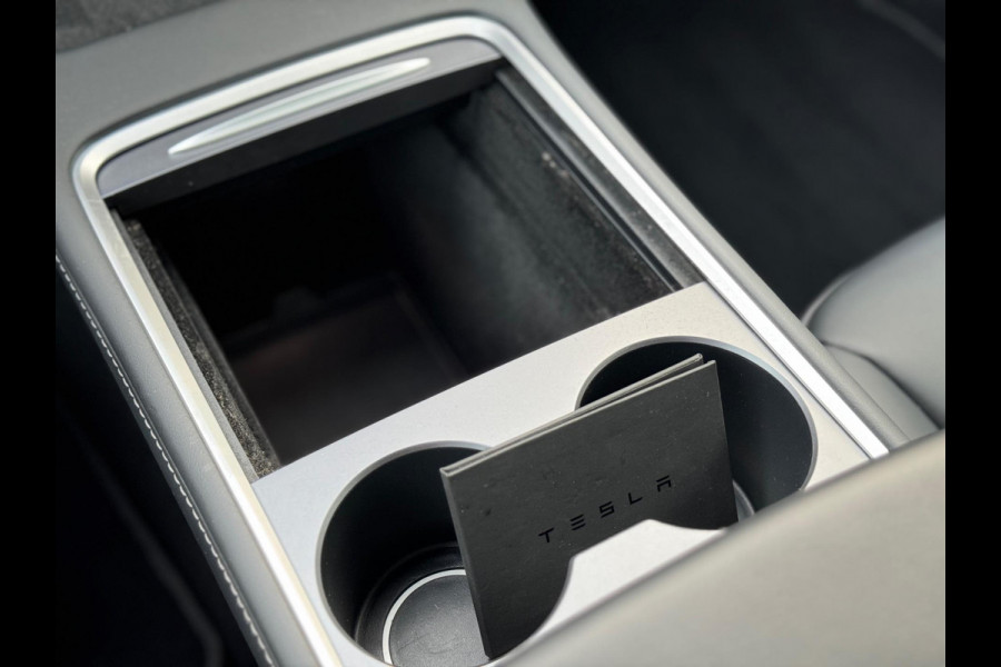 Tesla Model Y RWD 58 kWh Panodak Autopilot Topstaat 2022