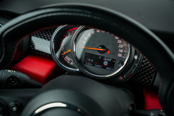 MINI Cabrio 2.0 Cooper S Chili JCW Xenon Leer Alcantara Navigatie Cruise PDC Stoelverw.