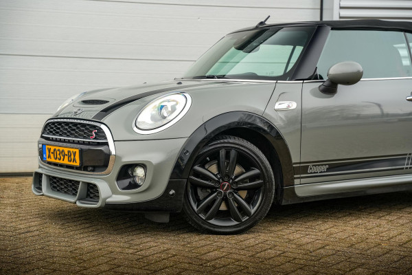 MINI Cabrio 2.0 Cooper S Chili JCW Xenon Leer Alcantara Navigatie Cruise PDC Stoelverw.