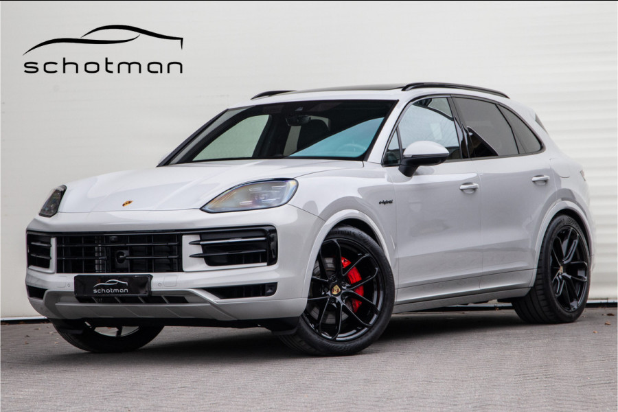 Porsche Cayenne 3.0 E-Hybrid Facelift, Bose, Luchtvering, Pano, Passenger-Display, Sportstoelen 469pk