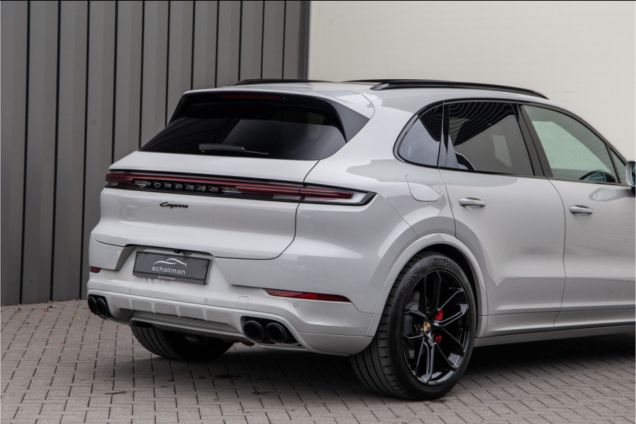 Porsche Cayenne 3.0 E-Hybrid Facelift, Bose, Luchtvering, Pano, Passenger-Display, Sportstoelen 469pk