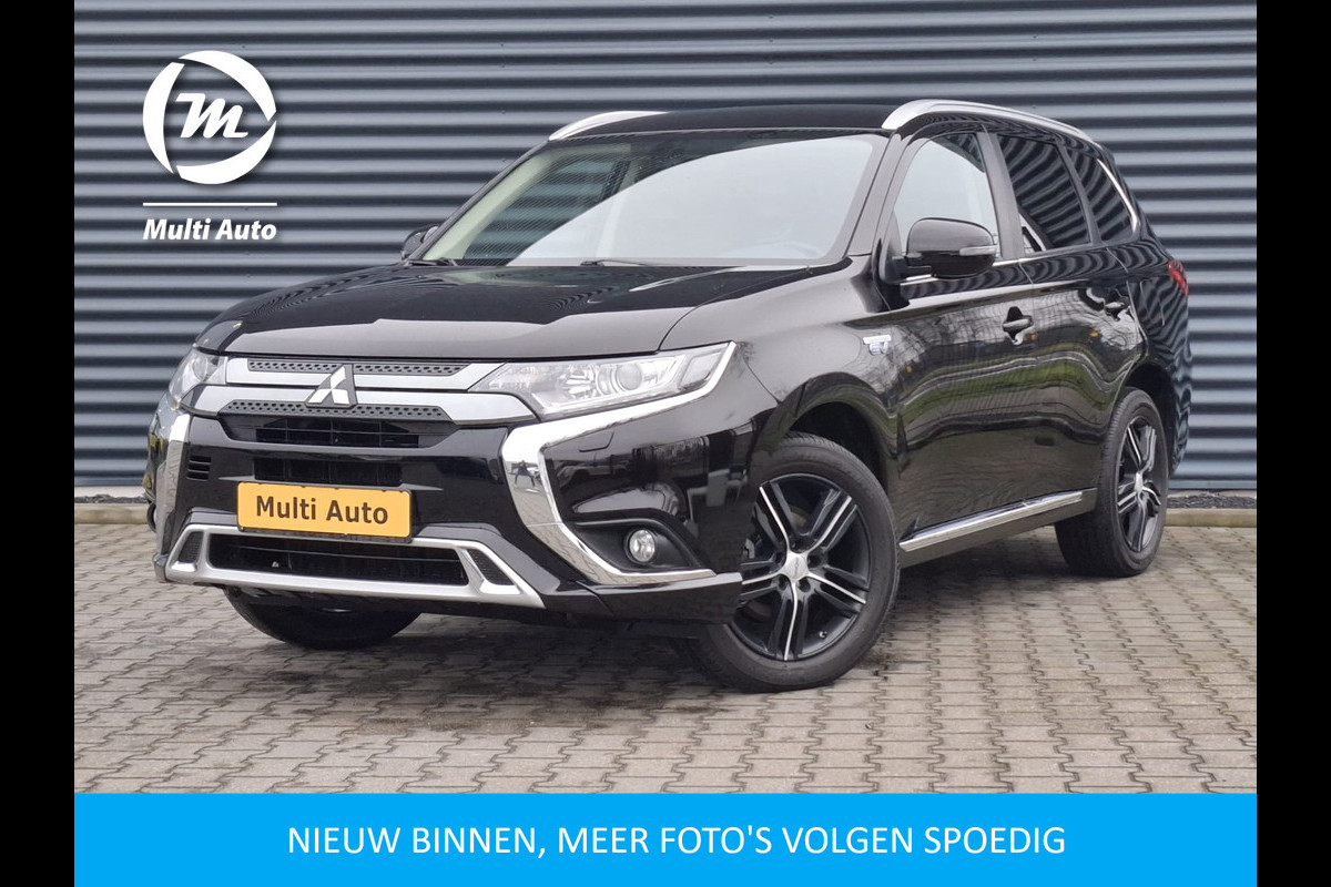 Mitsubishi Outlander 2.4 Intense Plug in Hybrid PHEV | Alcantara Sportstoelen Verwarmd | Trekhaak af Fabriek | Apple Carplay Navigatie | Camera | L.M. 18" | Cruise Control | Climate Control | DAB |