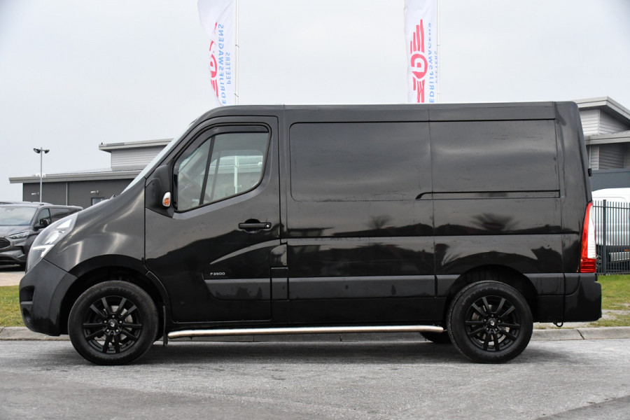 Opel Movano 2.3 Turbo L1H1 Black Edition Marge, Cruise, Camera, Multimedia, NAVI, 150PK, Automaat, Sensoren, Trekhaak, UNIEK!