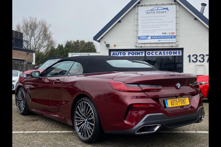 BMW 8 Serie 840i INDIVIDUAL/AIR COLLAR/4X4/SWAROVSKI/LASER/HUD