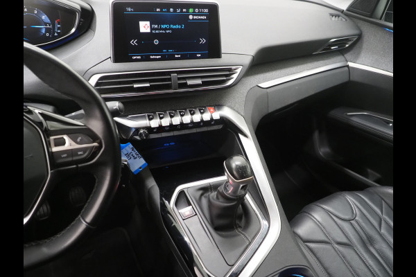 Peugeot 5008 1.2 PureTech Allure 7p | Leder | 360 | Stoelverwarming | Carplay | Trekhaak