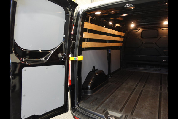 Ford Transit Custom 300 2.0 TDCI L2H1 Trend Automaat Airco Navigatie Cruisecontrol Camera Parkeersensoren