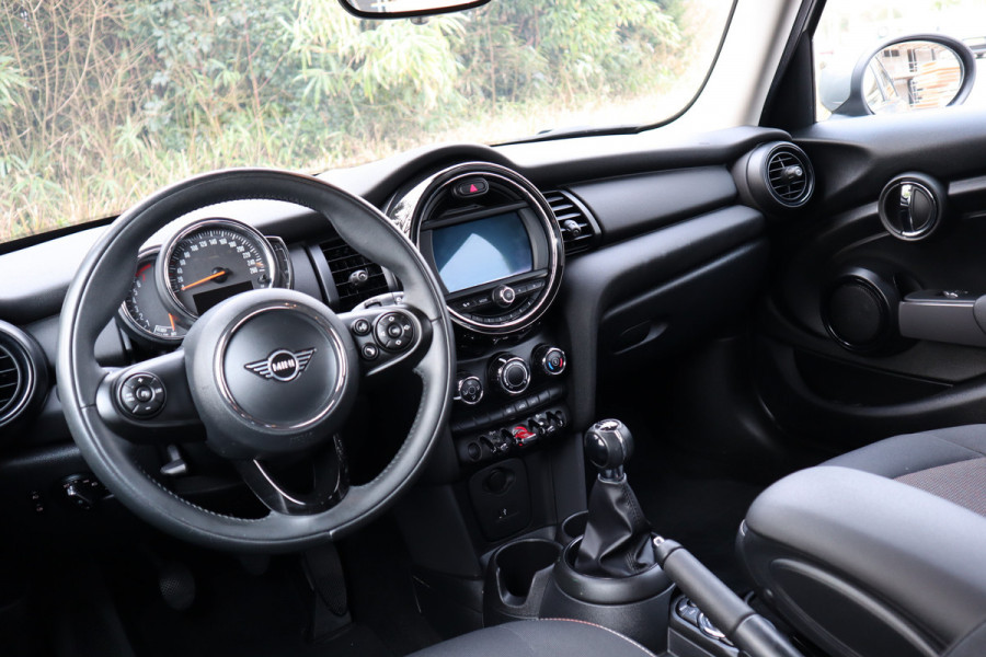 MINI Mini 1.5 One Business Edition | 5drs. | Navi | Cruise | Carplay |