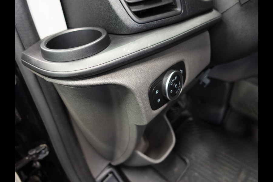 Ford Transit Custom 300 2.0 TDCI L2H1 Trend Automaat Airco Navigatie Cruisecontrol Camera Parkeersensoren