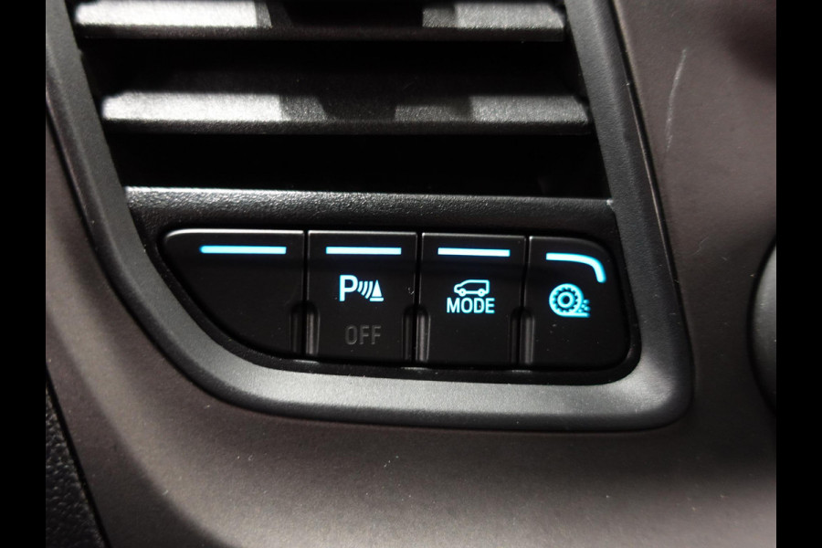 Ford Transit Custom 300 2.0 TDCI L2H1 Trend Automaat Airco Navigatie Cruisecontrol Camera Parkeersensoren