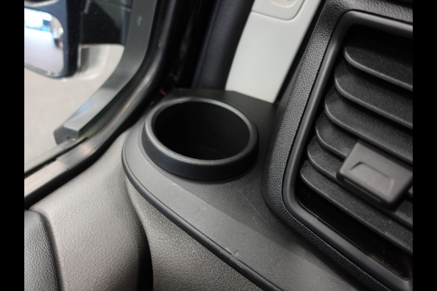 Ford Transit Custom 300 2.0 TDCI L2H1 Trend Automaat Airco Navigatie Cruisecontrol Camera Parkeersensoren