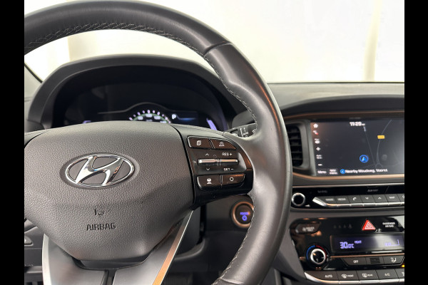 Hyundai IONIQ Comfort EV Aut. *INFINITY-AUDIO | NAVI-FULLMAP | CAMERA | CCS-FASTLOADER | LANE-ASSIST | ADAPTIVE-CRUISE | KEYLESS | SHIFT-PADDLES | PDC | CARPLAY |  DAB+ | COMFORT-SEATS | 16"ALU*