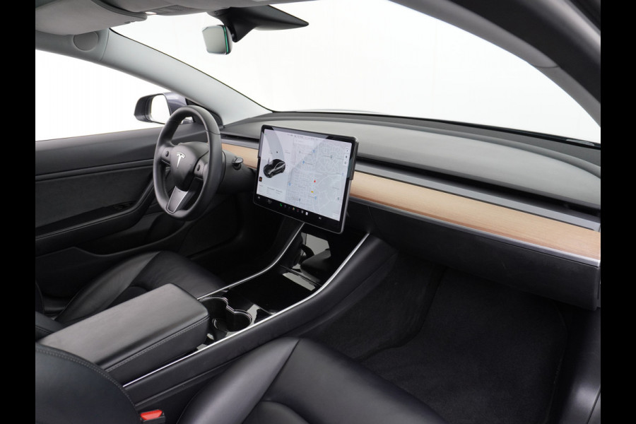 Tesla Model 3 Long Range 75kWh 463PK 18" Full-Self-Driving-Computer 3 Telefoon-Sleutel Premium Audio 4wd  19" Lmv AutoPilot Panoramadak Camera Stoel en achterbank verwarming Keyless Electr.Stoelen+Memory+Easy-Entry WiFi Origineel Nederlandse auto Grootste accu, Tot 16,5kwh thuis laden. Accu garantie 10-12-2027 / 192.000km