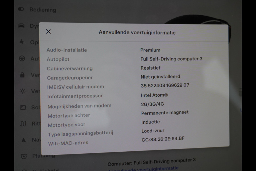 Tesla Model 3 Long Range 75kWh 463PK 18" Full-Self-Driving-Computer 3 Telefoon-Sleutel Premium Audio 4wd  19" Lmv AutoPilot Panoramadak Camera Stoel en achterbank verwarming Keyless Electr.Stoelen+Memory+Easy-Entry WiFi Origineel Nederlandse auto Grootste accu, Tot 16,5kwh thuis laden. Accu garantie 10-12-2027 / 192.000km