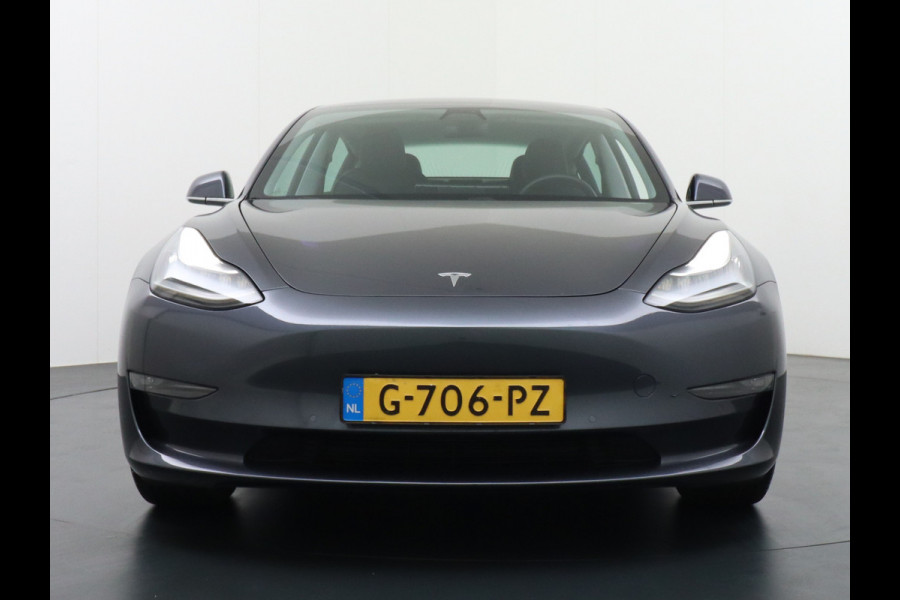 Tesla Model 3 Long Range 75kWh 463PK 18" Full-Self-Driving-Computer 3 Telefoon-Sleutel Premium Audio 4wd  19" Lmv AutoPilot Panoramadak Camera Stoel en achterbank verwarming Keyless Electr.Stoelen+Memory+Easy-Entry WiFi Origineel Nederlandse auto Grootste accu, Tot 16,5kwh thuis laden. Accu garantie 10-12-2027 / 192.000km