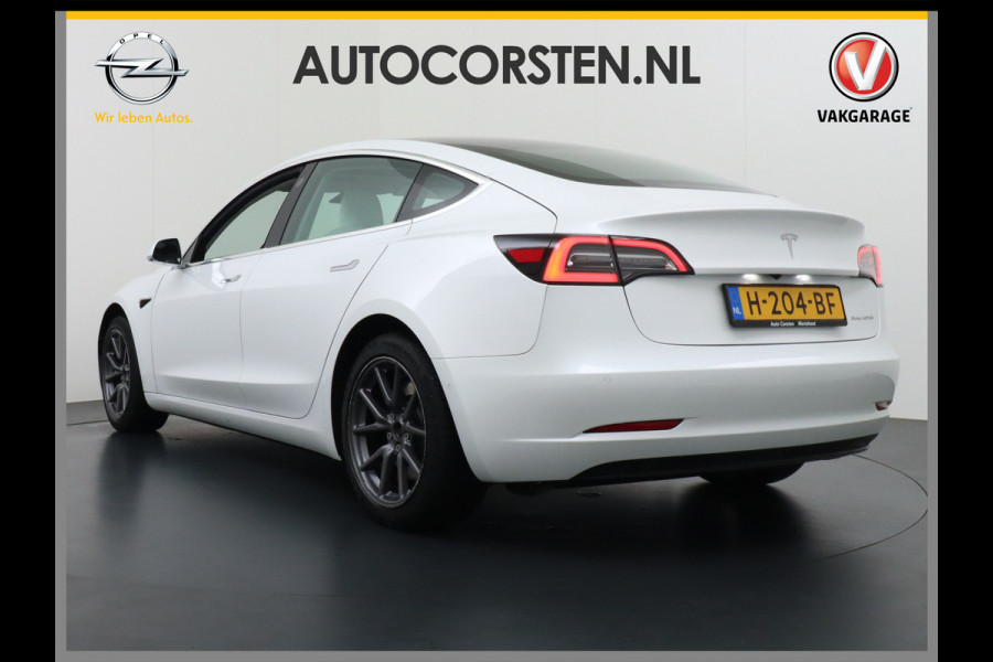 Tesla Model 3 Long Range 75kWh 463PK Trekhaak Ivory-Int. FSD Full Self Driving Computer-3 Premium Audio 4wd Leer AutoPilot Panoramadak Camera' Stoel en achterbank verwarming Keyless Electr.Stoelen+Memory+Easy-Entry WiFi Origineel Nederlandse auto Grootste accu, Tot 16,5kwh thuis laden. Afneembare Trekhaak 1.000kg trekvermogen