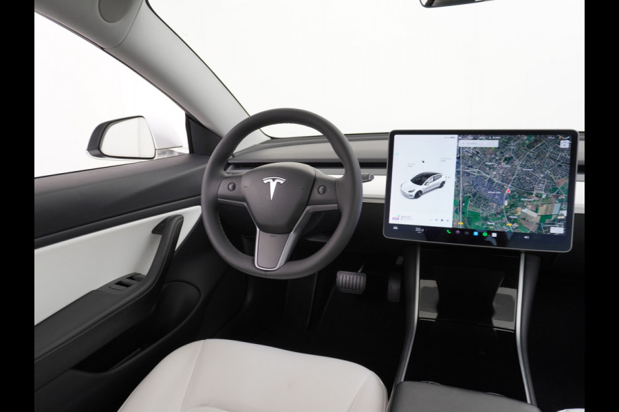 Tesla Model 3 Long Range 75kWh 463PK Trekhaak Ivory-Int. FSD Full Self Driving Computer-3 Premium Audio 4wd Leer AutoPilot Panoramadak Camera' Stoel en achterbank verwarming Keyless Electr.Stoelen+Memory+Easy-Entry WiFi Origineel Nederlandse auto Grootste accu, Tot 16,5kwh thuis laden. Afneembare Trekhaak 1.000kg trekvermogen