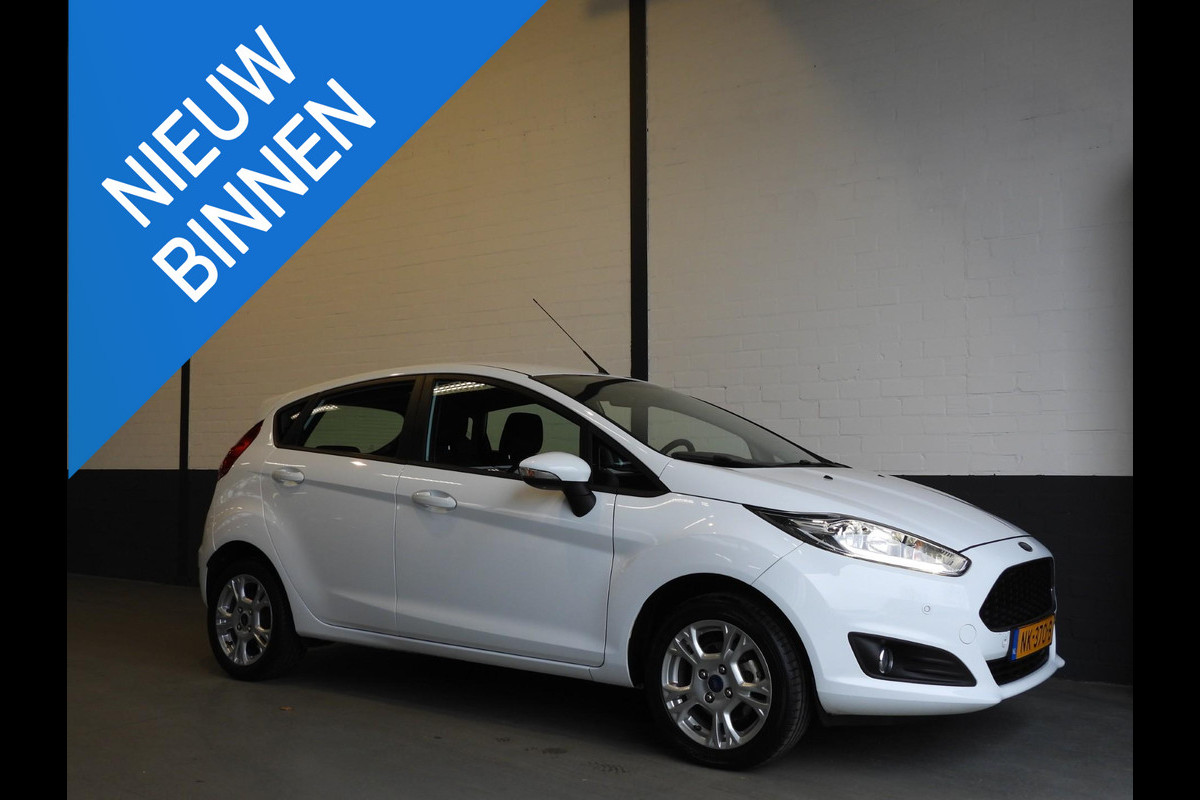 Ford Fiesta 1.0i Style Ultimate NAVI/AIRCO/CRUISE/PDC/LMV!