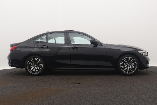 BMW 3-serie 320i High Executive Edition Sport-Line (Dealer Onderhouden, Panorama, Navi Prof, Cruise Control, StoelV, Etc)