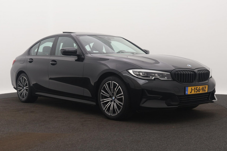 BMW 3-serie 320i High Executive Edition Sport-Line (Dealer Onderhouden, Panorama, Navi Prof, Cruise Control, StoelV, Etc)